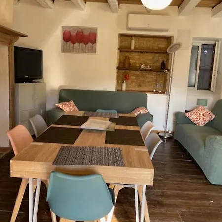 Holiday home Oasis Du Lot *